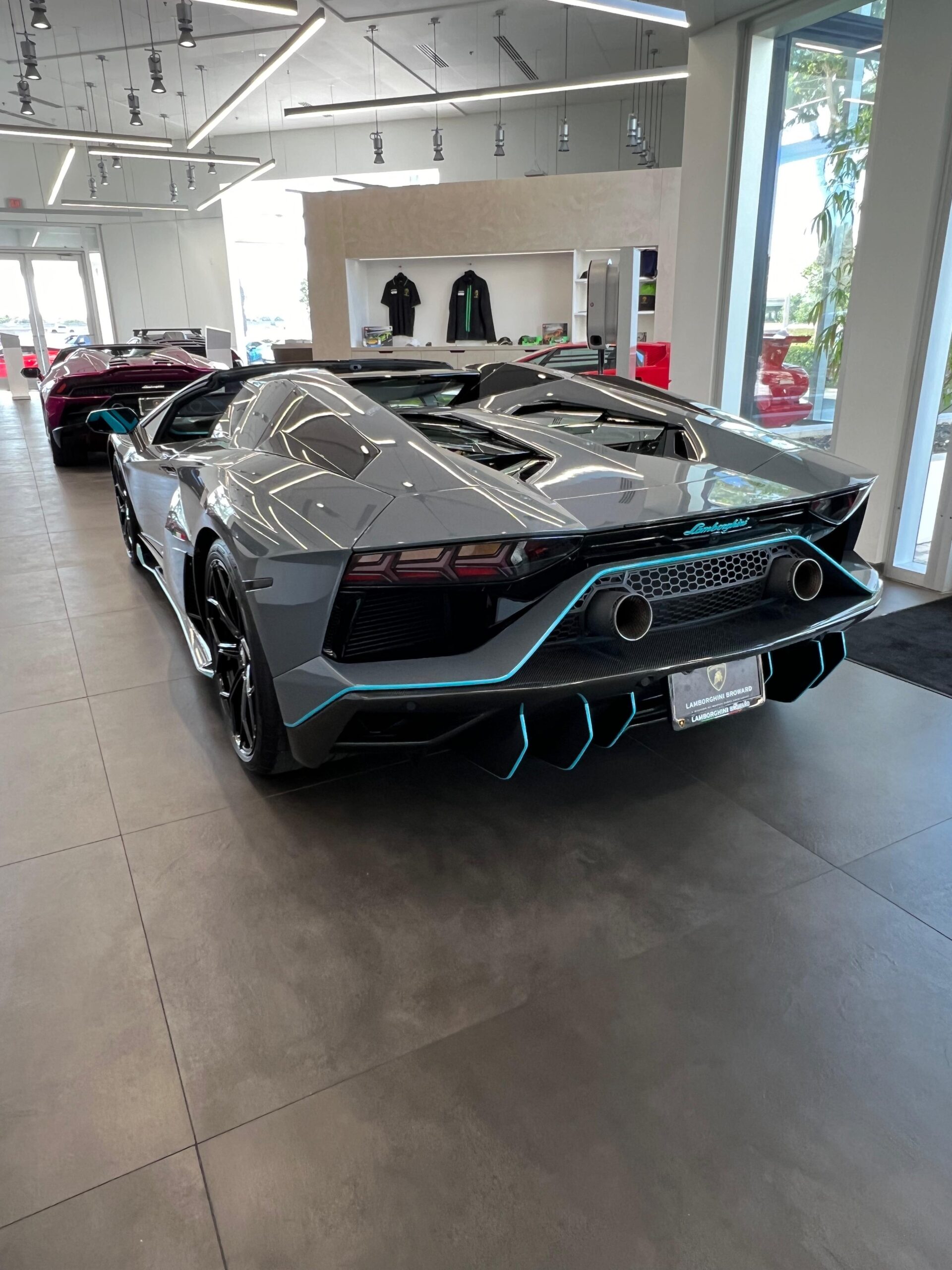 Lamborghini Aventador LP 780-4 Ultimae Roadster from behind in miami 