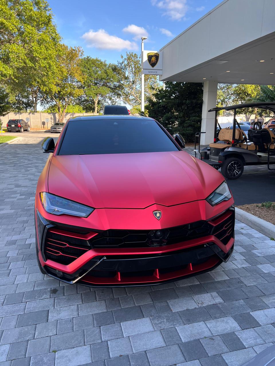 red Lamborghini Urus 