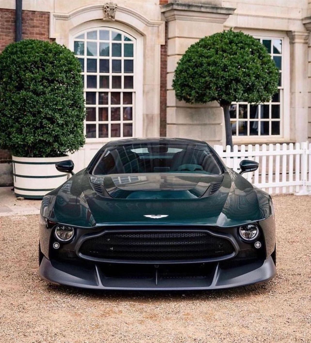 Green Aston Martin Victor
