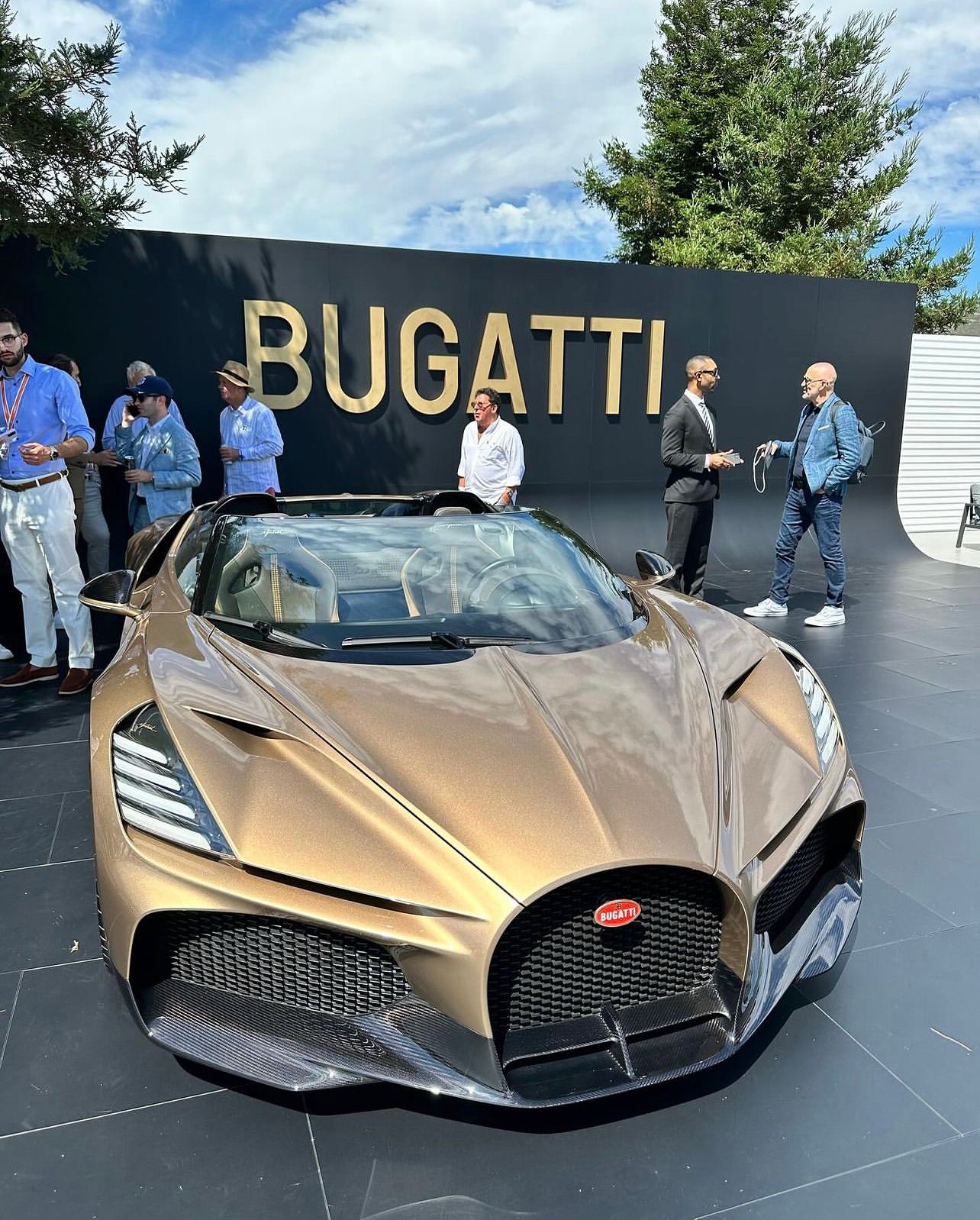 Bugatti Mistral 