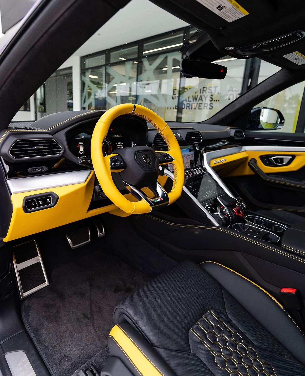 Interior of Lamborghini Urus S